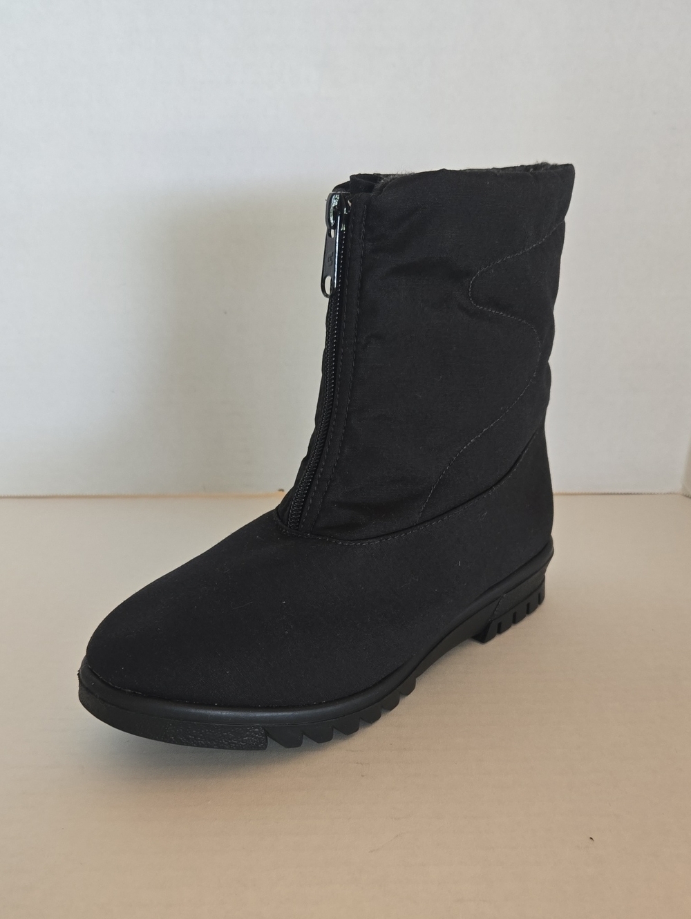 TOE WARMERS Made In Canada Front-Zip Winter Boot with Insulated Shaft